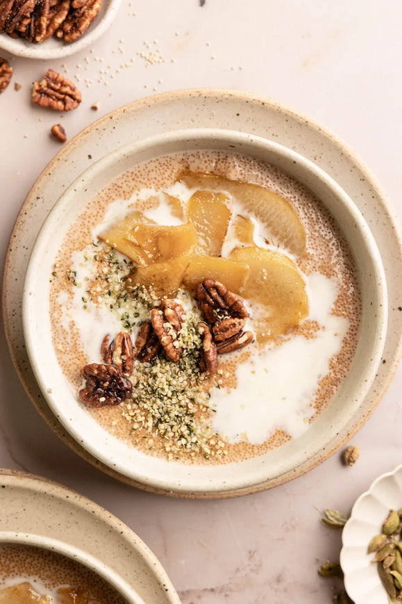Light Evening Porridge with Cardamom Warmth